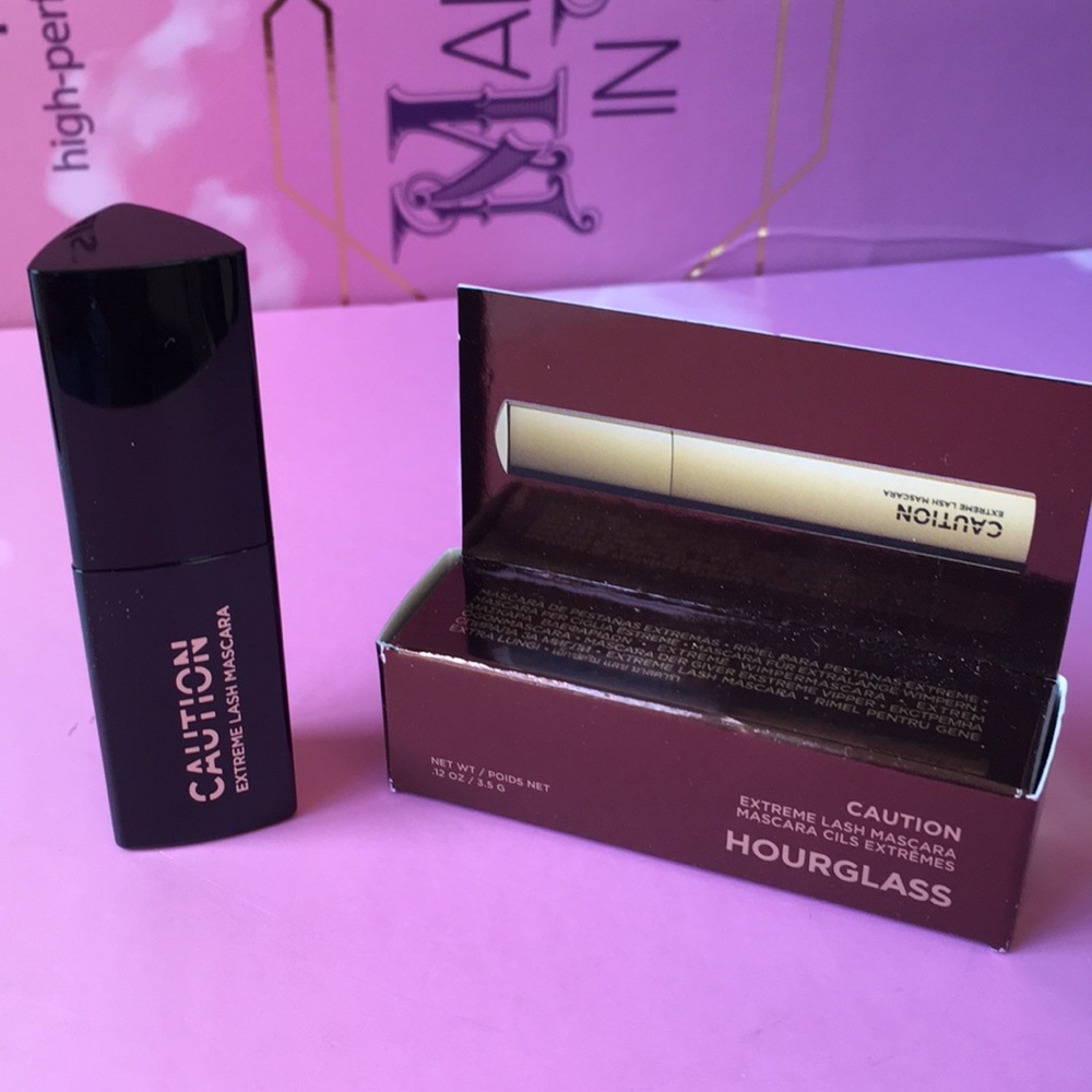 💋4/$26! Hourglass Caution extreme lash mascara